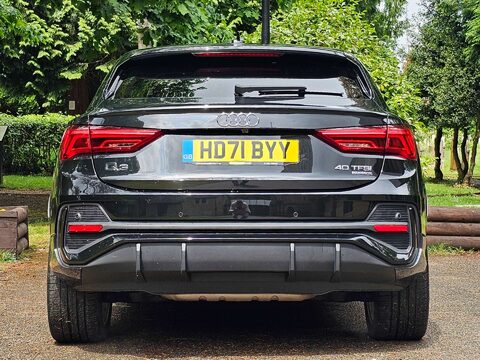 Audi Q3 2.0 Q3 Sportback 40 TFSI Black Edition Quattro Semi-Auto 4WD 5dr 28