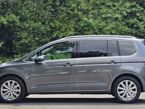 Volkswagen Touran 1.4 Touran SEL TSi BlueMotion Technology Semi-Auto 5dr 4