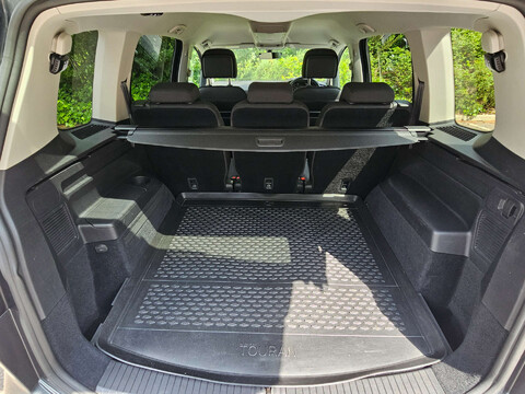 Volkswagen Touran 1.4 Touran SEL TSi BlueMotion Technology Semi-Auto 5dr 15