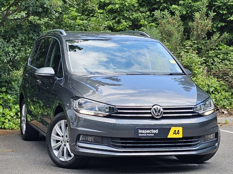 Volkswagen Touran 1.4 Touran SEL TSi BlueMotion Technology Semi-Auto 5dr 17