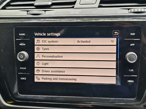 Volkswagen Touran 1.4 Touran SEL TSi BlueMotion Technology Semi-Auto 5dr 43