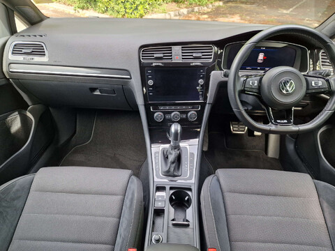 Volkswagen Golf 2.0 Golf R TSi 4Motion Semi-Auto 4WD 5dr 13