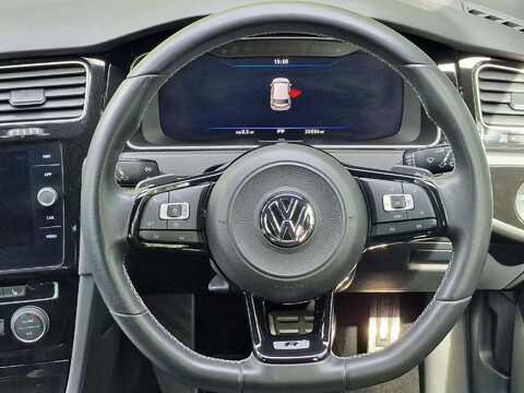 Volkswagen Golf 2.0 Golf R TSi 4Motion Semi-Auto 4WD 5dr 9