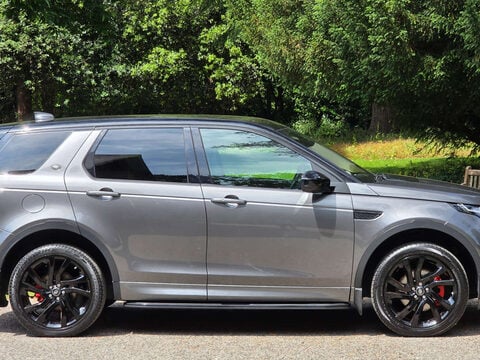 Land Rover Discovery Sport 2.0 Discovery Sport HSE Dynamic Luxury TD4 Auto 4WD 5dr 12