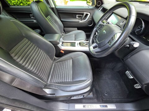 Land Rover Discovery Sport 2.0 Discovery Sport HSE Dynamic Luxury TD4 Auto 4WD 5dr 18