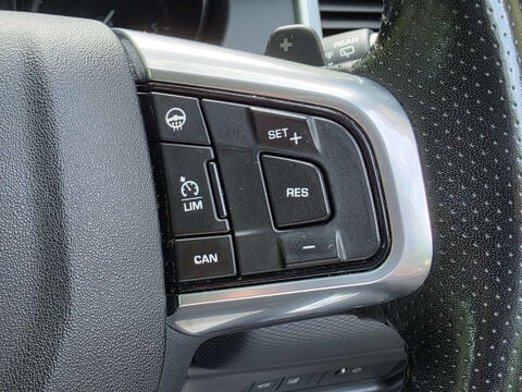 Land Rover Discovery Sport 2.0 Discovery Sport HSE Dynamic Luxury TD4 Auto 4WD 5dr 26