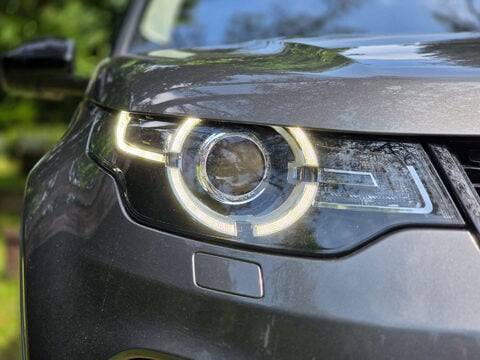 Land Rover Discovery Sport 2.0 Discovery Sport HSE Dynamic Luxury TD4 Auto 4WD 5dr 54