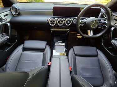 Mercedes-Benz CLA Class 2.0 CLA 220 AMG Line Premium + d A 4dr 4