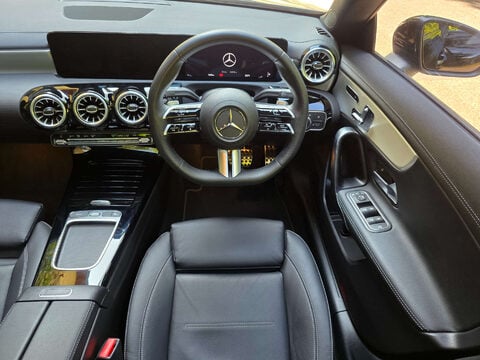 Mercedes-Benz CLA Class 2.0 CLA 220 AMG Line Premium + d A 4dr 16