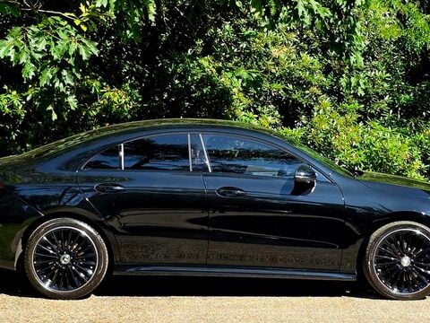 Mercedes-Benz CLA Class 2.0 CLA 220 AMG Line Premium + d A 4dr 31
