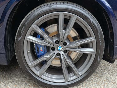 BMW X5 3.0 X5 M50D Auto 4WD 5dr 3