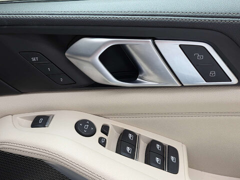 BMW X5 3.0 X5 M50D Auto 4WD 5dr 42