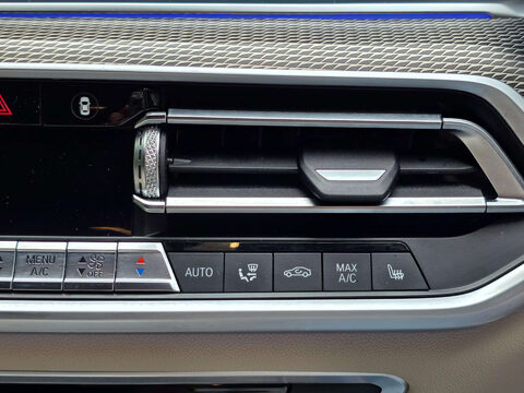 BMW X5 3.0 X5 M50D Auto 4WD 5dr 35