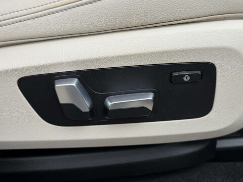 BMW X5 3.0 X5 M50D Auto 4WD 5dr 40