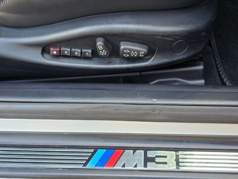 BMW 3 Series 3.2 M3 2dr 21