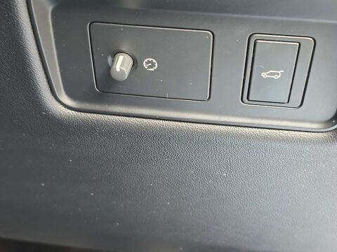 Land Rover Range Rover Sport 3.0 Range Rover Sport HSE Auto 4WD 5dr 40