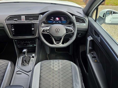 Volkswagen Tiguan 1.5 Tiguan R-Line TSi Semi-Auto 5dr 13
