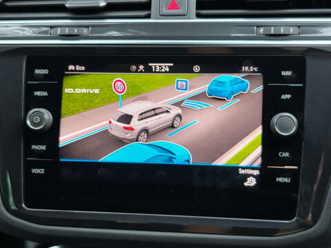 Volkswagen Tiguan 1.5 Tiguan R-Line TSi Semi-Auto 5dr 28