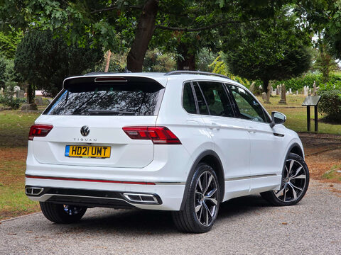 Volkswagen Tiguan 1.5 Tiguan R-Line TSi Semi-Auto 5dr 8