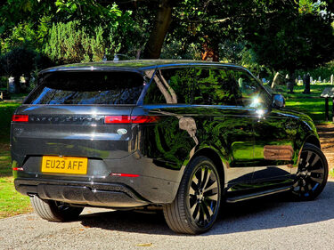 Land Rover Range Rover Sport 3.0 D350 MHEV First Edition SUV 5dr Diesel Auto 4WD Euro 6 (s/s) (350 ps) 2