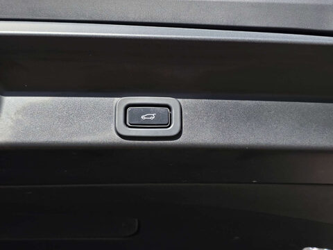 Land Rover Range Rover Sport 3.0 D350 MHEV First Edition SUV 5dr Diesel Auto 4WD Euro 6 (s/s) (350 ps) 46