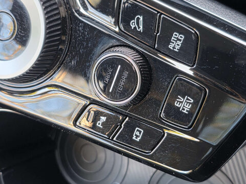 Kia Sportage 1.6 Sportage 4 PHEV 4x4 Auto 4WD 5dr 34