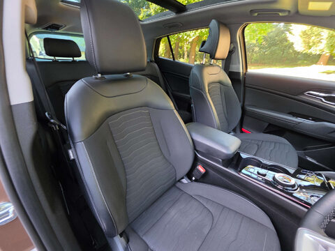 Kia Sportage 1.6 Sportage 4 PHEV 4x4 Auto 4WD 5dr 42