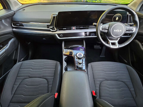 Kia Sportage 1.6 Sportage 4 PHEV 4x4 Auto 4WD 5dr 12