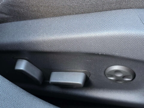 Peugeot 308 1.6 308 GT Premium S/S PHEV Auto 5dr 29