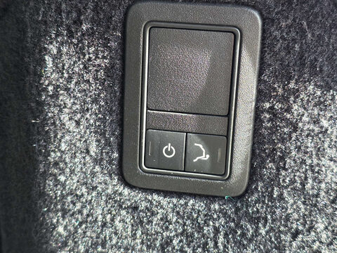 Land Rover Range Rover Sport 5.0 Range Rover Sport SVR V8 Auto 4WD 5dr 20