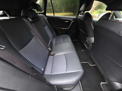 Toyota Rav4 2.5 RAV4 Dynamic HEV CVT 4WD 5dr 13