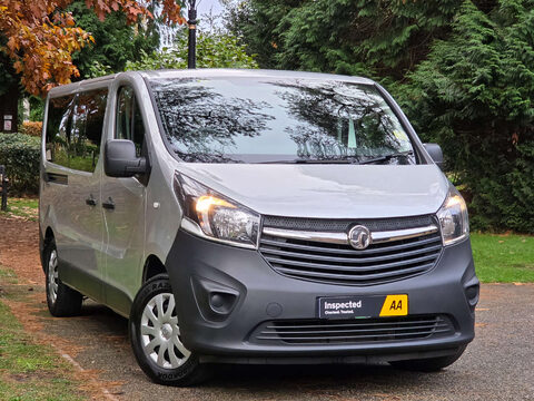 Vauxhall Vivaro 1.6 Vivaro Combi CDTi S/S 5dr 31
