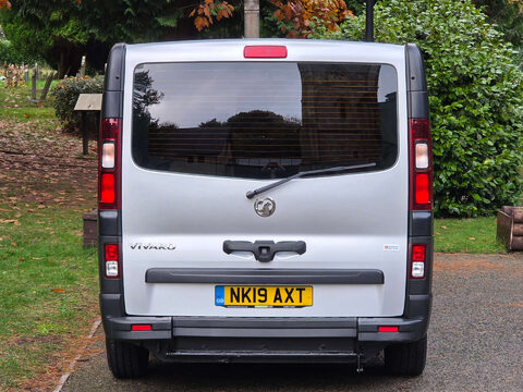 Vauxhall Vivaro 1.6 Vivaro Combi CDTi S/S 5dr 32
