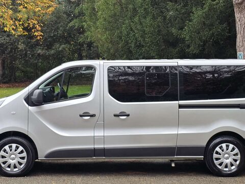 Vauxhall Vivaro 1.6 Vivaro Combi CDTi S/S 5dr 49