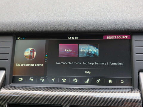 Land Rover Discovery Sport 2.0 Discovery Sport HSE Dynamic Luxury TD4 Auto 4WD 5dr 38