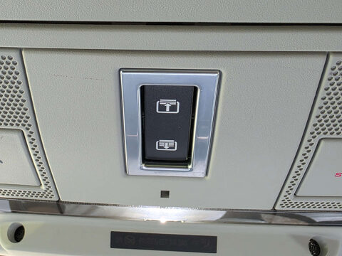 Land Rover Discovery Sport 2.0 Discovery Sport HSE Dynamic Luxury TD4 Auto 4WD 5dr 16