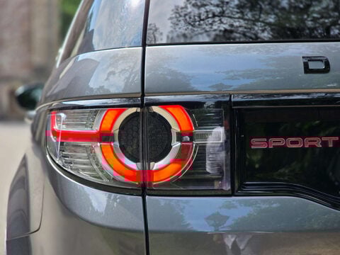 Land Rover Discovery Sport 2.0 Discovery Sport HSE Dynamic Luxury TD4 Auto 4WD 5dr 21