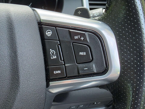 Land Rover Discovery Sport 2.0 Discovery Sport HSE Dynamic Luxury TD4 Auto 4WD 5dr 52