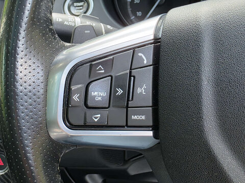 Land Rover Discovery Sport 2.0 Discovery Sport HSE Dynamic Luxury TD4 Auto 4WD 5dr 53