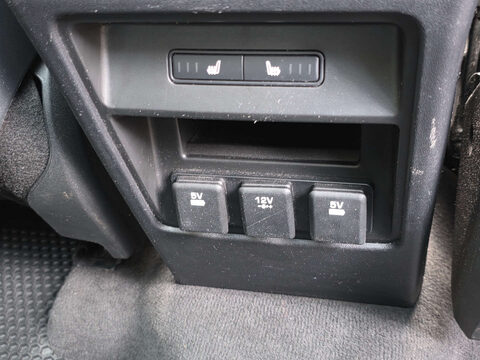 Land Rover Discovery Sport 2.0 Discovery Sport HSE Dynamic Luxury TD4 Auto 4WD 5dr 51