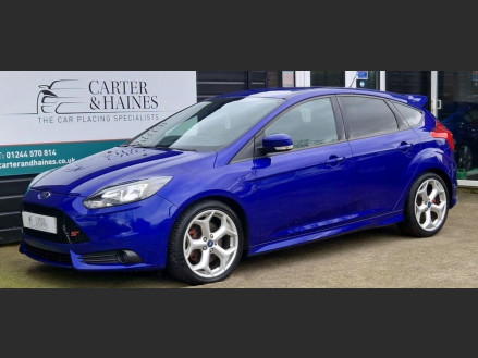 Ford Focus 2.0 T EcoBoost ST-2