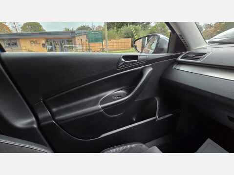 Volkswagen Passat 3.6 FSI V6 R36 Estate 5dr Petrol DSG 4Motion Euro 4 (300 ps) 18