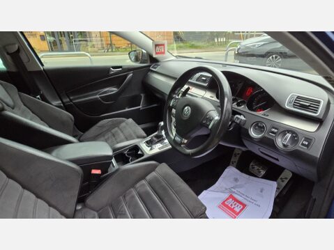 Volkswagen Passat 3.6 FSI V6 R36 Estate 5dr Petrol DSG 4Motion Euro 4 (300 ps) 9