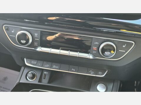 Audi Q5 2.0 TFSIe 50 Edition 1 SUV 5dr Petrol Plug-in Hybrid S Tronic Quattro 299ps 18