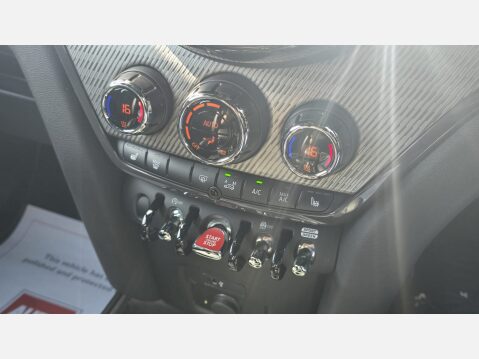 Mini Countryman 1.5 Cooper Exclusive SUV 5dr Petrol Steptronic Euro 6 (s/s) (136 ps 21