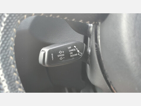 Audi Q3 1.4 TFSI CoD S line Edition SUV 5dr Petrol Manual Euro 6 (s/s) (150 ps) 23