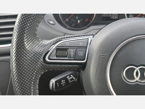 Audi Q3 1.4 TFSI CoD S line Edition SUV 5dr Petrol Manual Euro 6 (s/s) (150 ps) 17