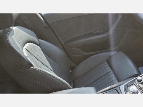 Audi A6 Saloon 2.0 TDI ultra S line Saloon 4dr Diesel S Tronic Euro 6 (s/s) (190 ps 12
