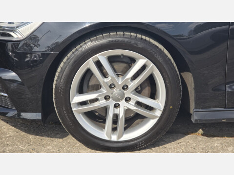 Audi A6 Saloon 2.0 TDI ultra S line Saloon 4dr Diesel S Tronic Euro 6 (s/s) (190 ps 29