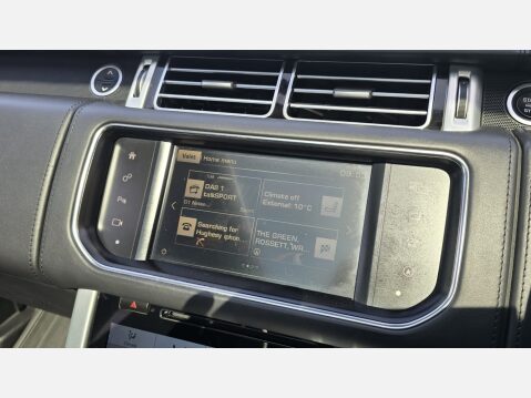 Land Rover Range Rover 3.0 TD V6 Autobiography SUV 5dr Diesel Auto 4WD Euro 6 (s/s) (258 ps) 19